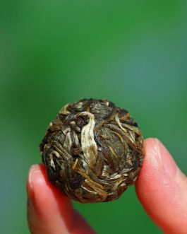 Natural Yunnan Puer Raw Tea Dragon Pearls Portable 8g*20pcs Premium Handmade Fragrant Flavor MellowRelieve Tiredness Perfect for Office Workers TeaEnthusiasts Daily Brewing